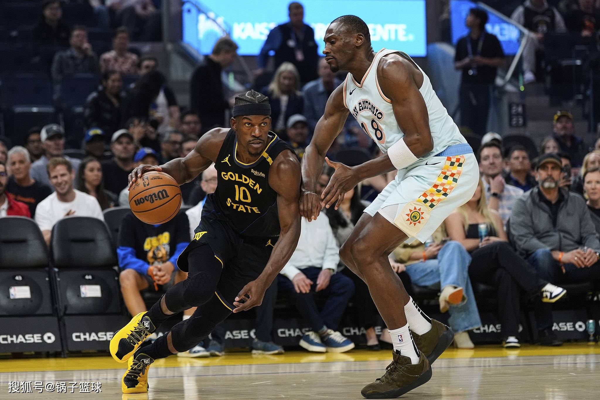 注册即送体验金勇士球星三分绝杀，全场观众热烈欢呼，发布一次全部项目.的简单介绍