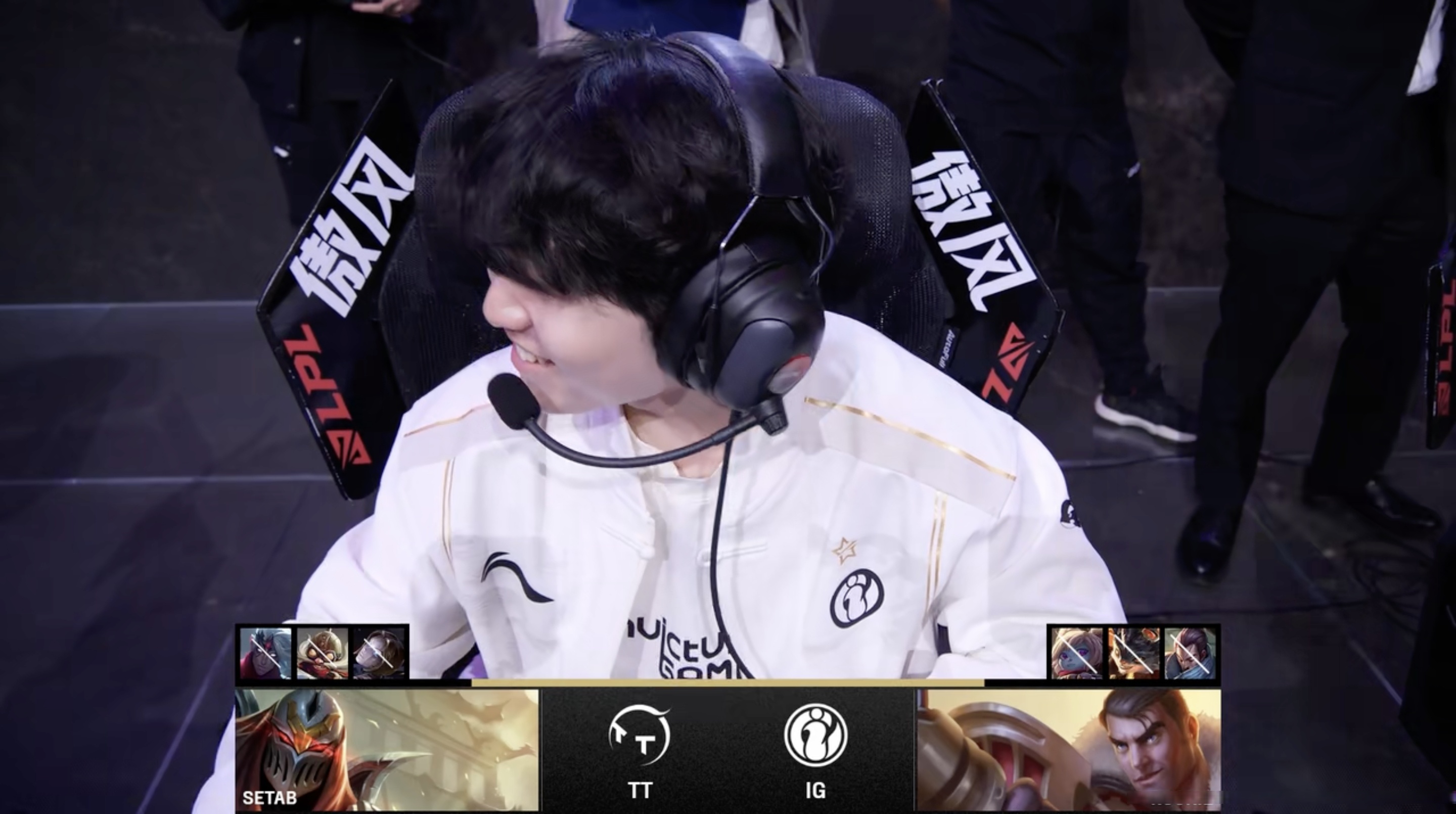 开云平台体验金关于Rookie在快船比赛中重返赛场，重返赛场引发热议！上演精彩一战的信息